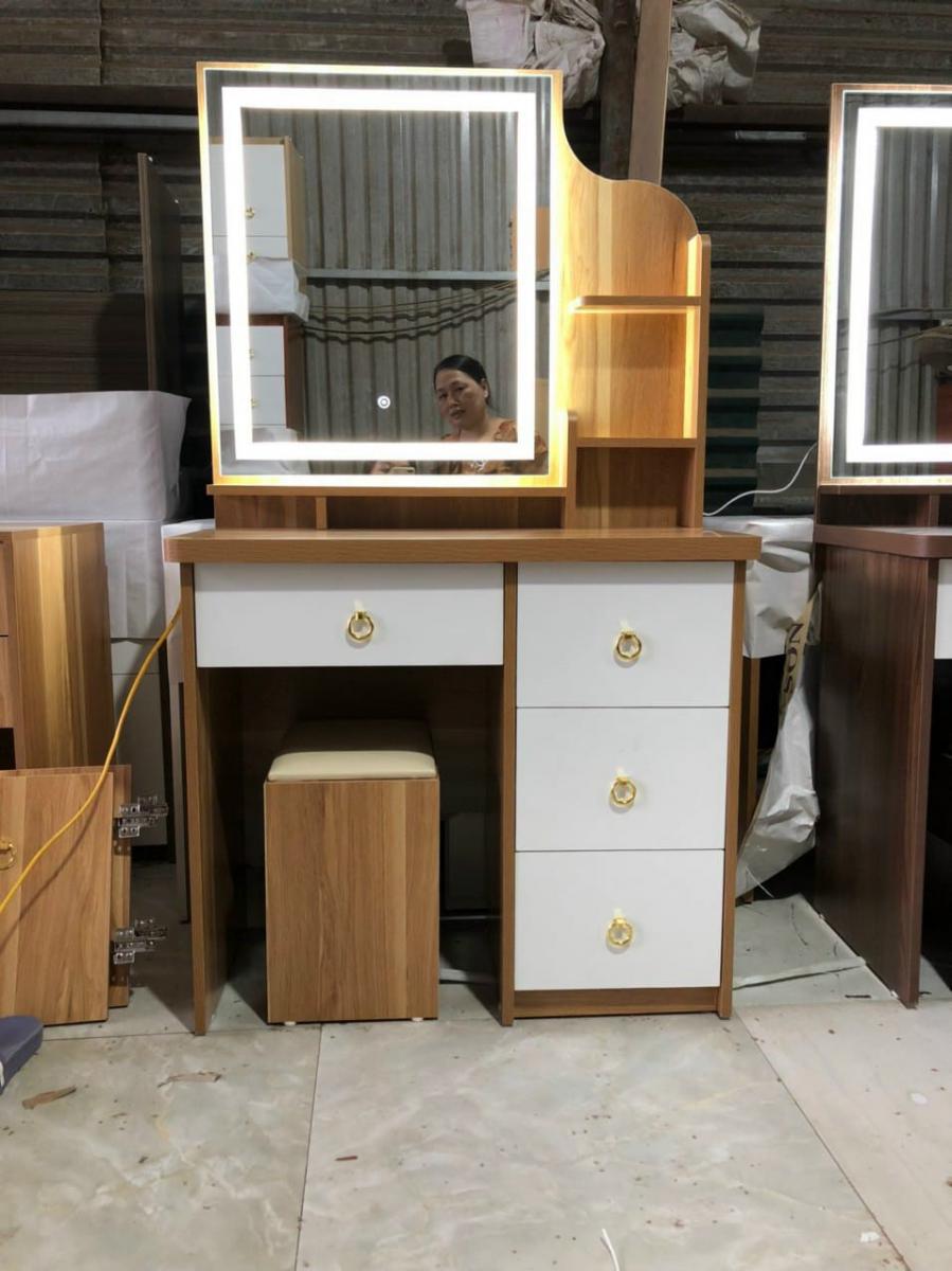 Bàn Phấn Cao Cấp Mẫu 10 Hải Phòng